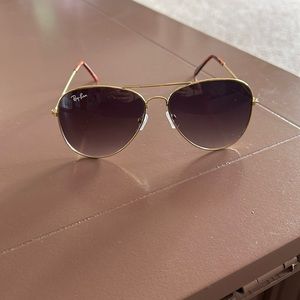 Ray-Ban Aviator Sunglasses